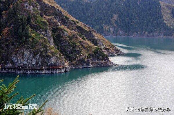 新疆最美的景点排名攻略(新疆十大最漂亮的旅游打卡地)-图片2